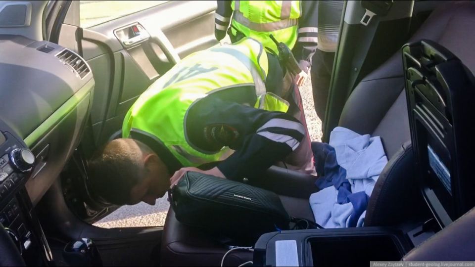 Как реагировать на проверку автомобиля ГИБДД: полезное руководство для водителей