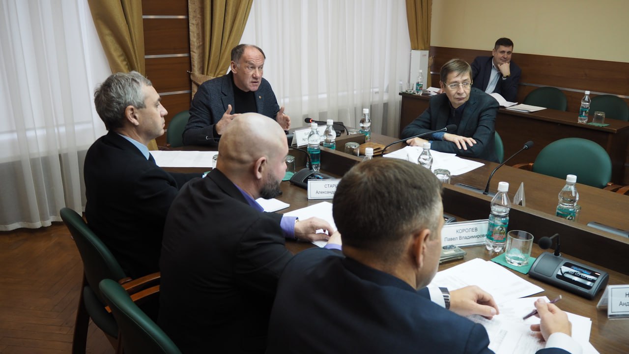 Состоялось очередное заседание комитета по социальной политике Состоялось очередное заседание комитета по социальной политике