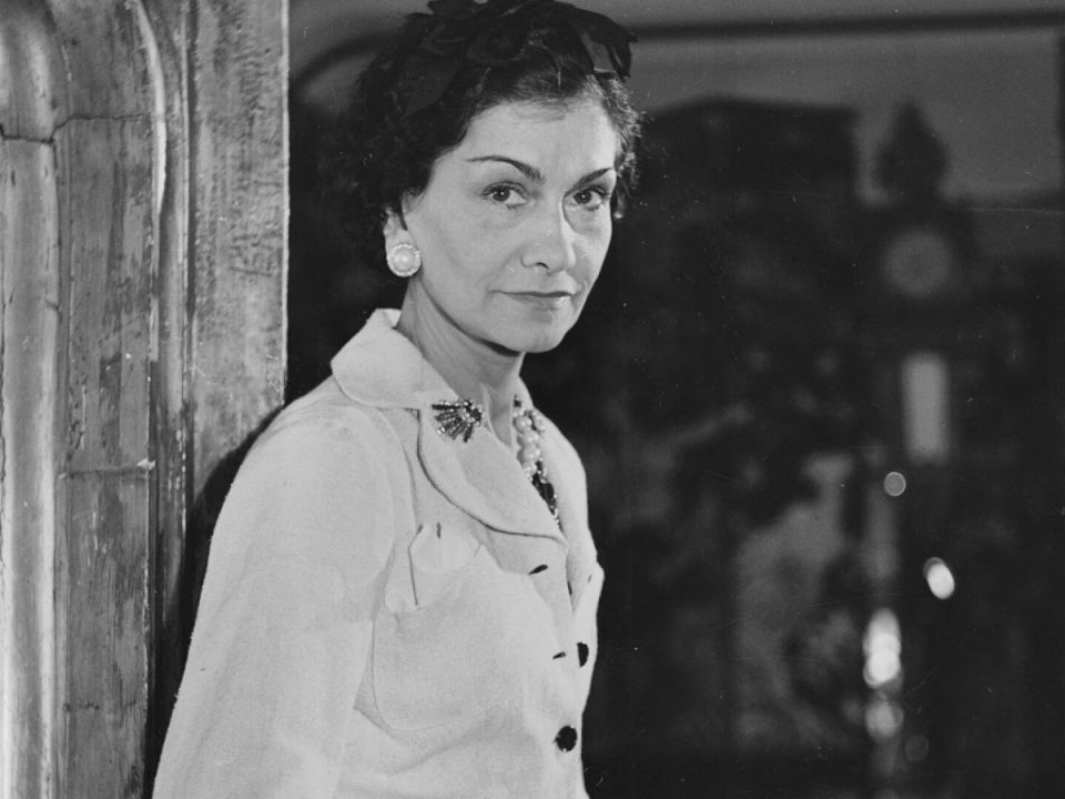 Секреты внутренней силы: как стать женщиной-магнитом для мужчин