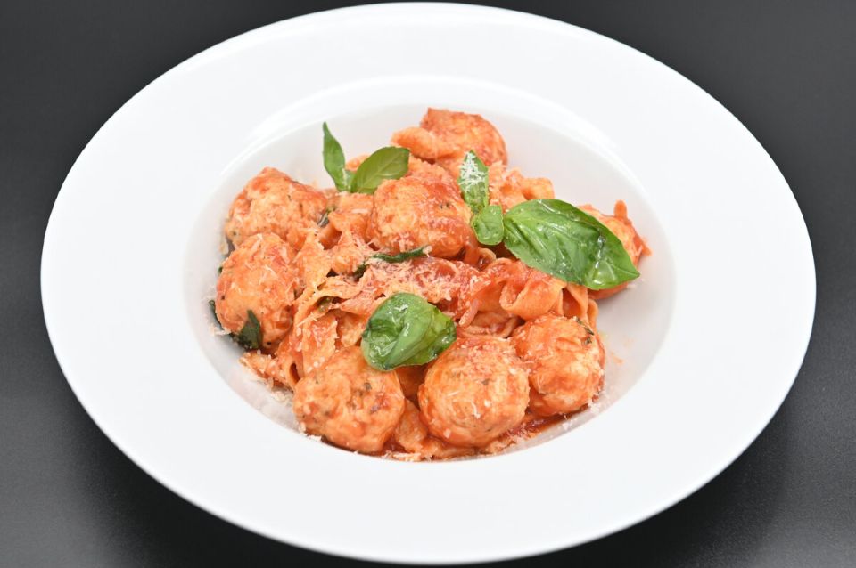 Паста с куриными фрикадельками: идеальное сочетание вкусов для гурманов