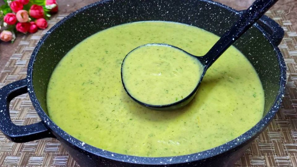 Крем-суп из кабачков, чечевицы и грибов: вкус, которому трудно устоять