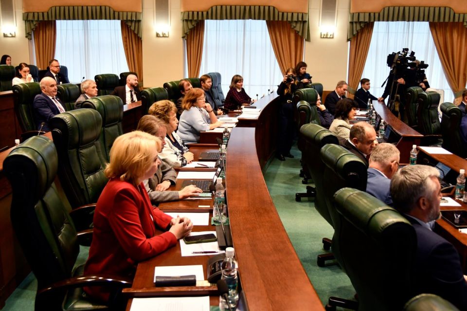 Областным парламентом в первом чтении принят закон о бюджете Территориального фонда обязательного медицинского страхования Тверской области на 2026-2028 годы