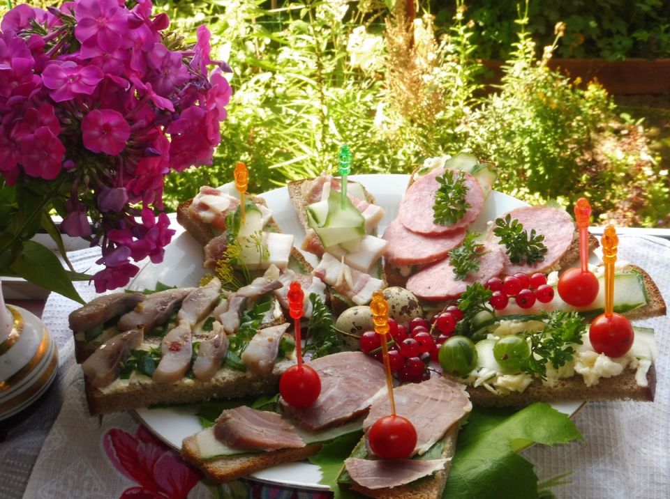 Идеи для летнего перекуса на даче