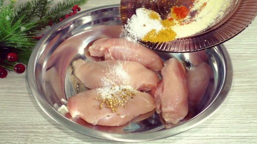 Нежнейшая куриная грудка в молоке: как приготовить сочное и ароматное блюдо