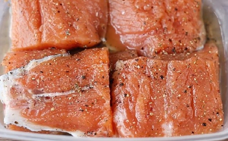 Как быстро превратить свежую красную рыбу в изысканный деликатес без лишних затрат