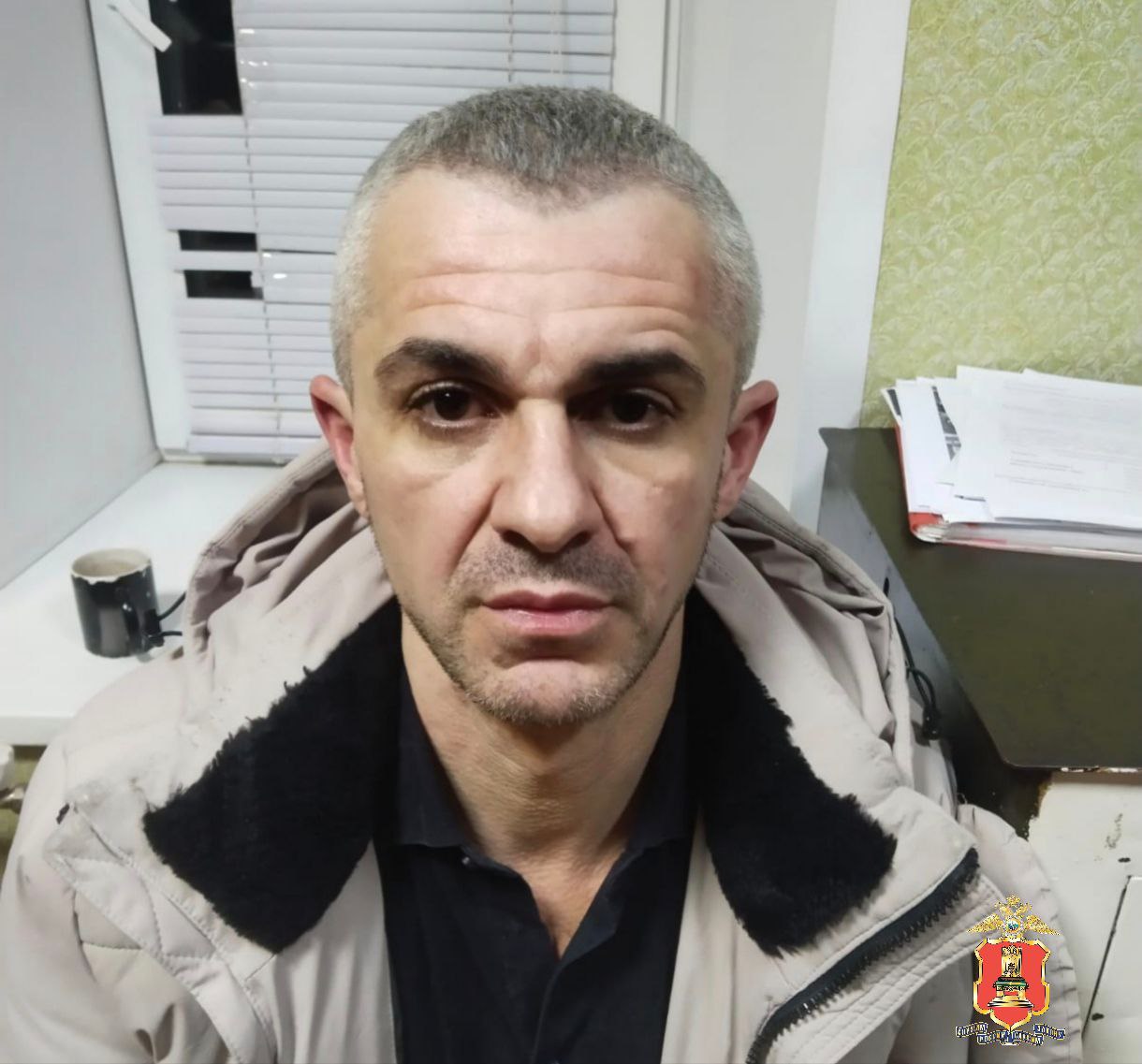 На территории города Осташкова сотрудники регионального управления по борьбе с киберпреступлениями и оперативники уголовного розыска задержали курьера-мошенника