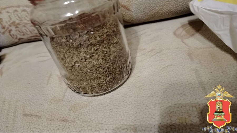 Житель Кимр хранил «нарко-закрутку» в доме тещи Житель Кимр хранил «нарко-закрутку» в доме тещи