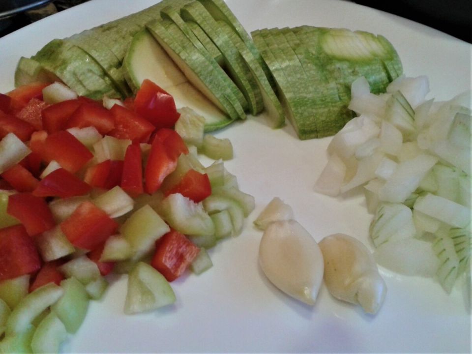 Куриный суп с кабачками: яркий вкус и легкость в приготовлении