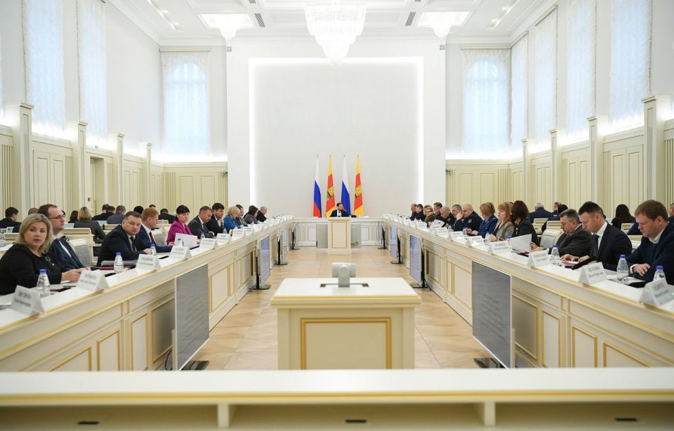 2 декабря на заседании Правительства Тверской области под руководством врио Губернатора Виталия Королева рассмотрена программа работ на дорогах регионального, межмуниципального и местного значения на предстоящие 5 лет