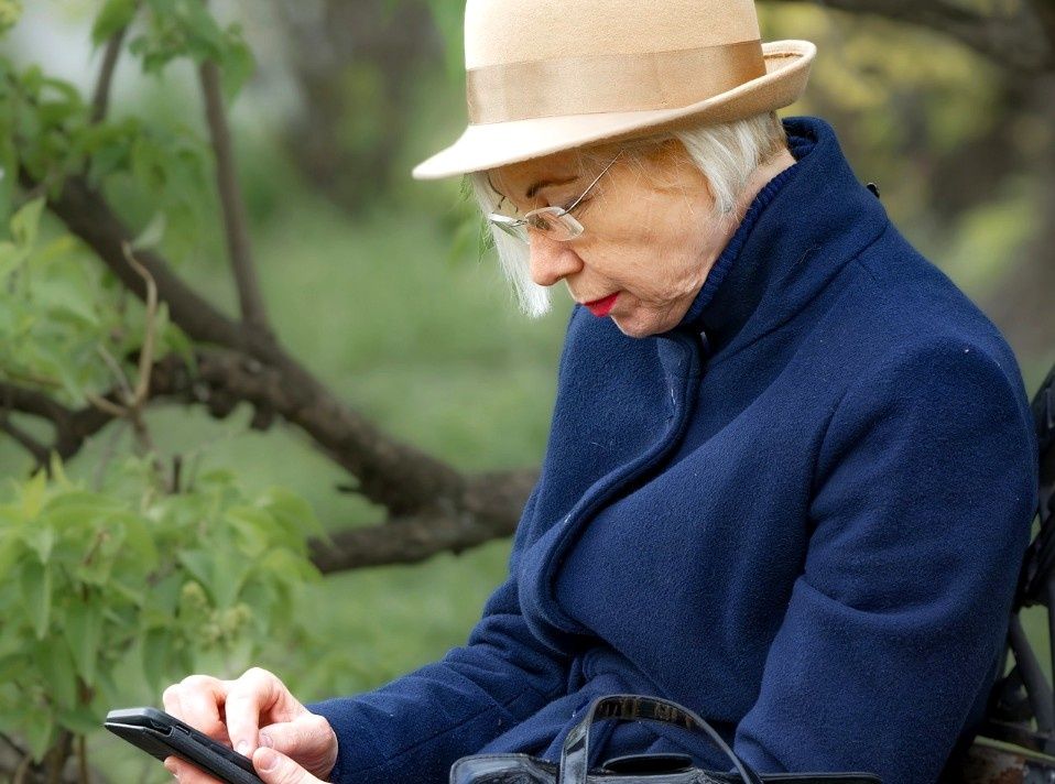 Пенсионные изменения 2026 года: что ждать многодетным матерям и работающим пенсионерам?