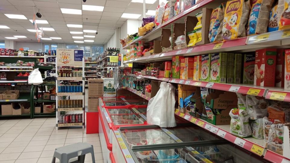 Необычные магазины: дегустация товаров на полках и почему это нормально?