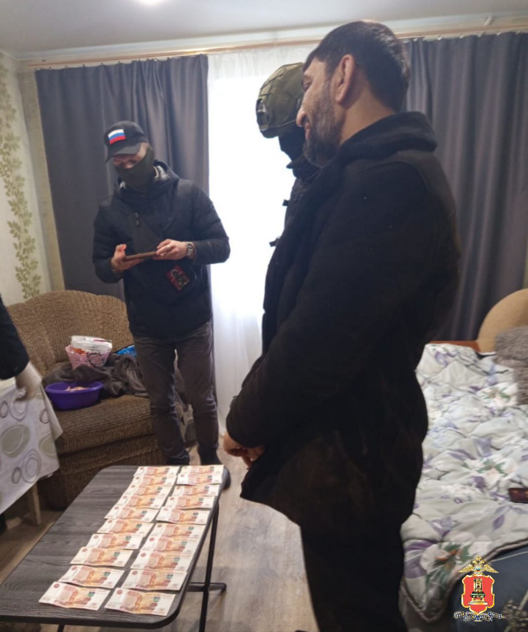 В Кимрах полицейские и сотрудники ФСБ пресекли деятельность преступной этнической группы вымогателей В Кимрах полицейские и сотрудники ФСБ пресекли деятельность преступной этнической группы вымогателей