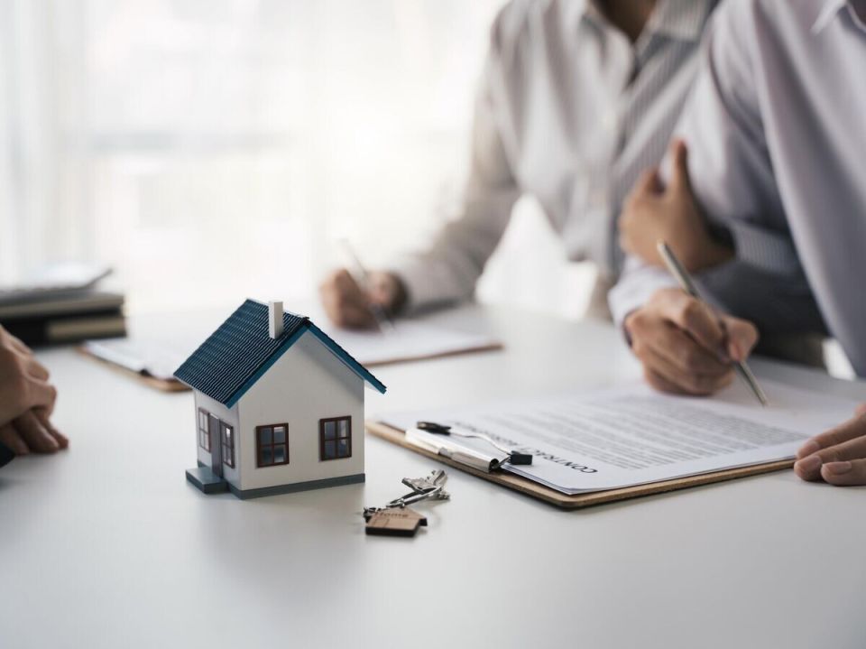 Доходы российского рынка недвижимости: половина риелторов отмечает рост в 2025 году