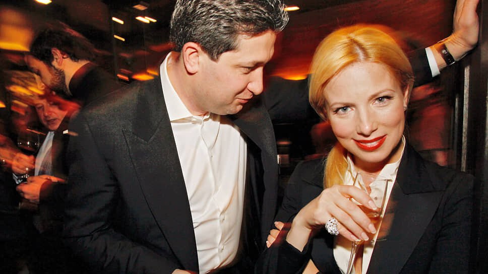 У ВОРА ЗАБРАЛИ ВСЁ. Суд изъял у экс-замминистра обороны Тимура Иванова ВСЁ ИМУЩЕСТВО, включая недвижимость, автомобили, драгоценности и автомобили: 11 земельных участков в Карелии и Московской области; Усадьбу Софьи... У ВОРА ЗАБРАЛИ ВСЁ. Суд изъял у экс-замминистра обороны Тимура Иванова ВСЁ ИМУЩЕСТВО, включая недвижимость, автомобили, драгоценности и автомобили: 11 земельных участков в Карелии и Московской области; Усадьбу Софьи...