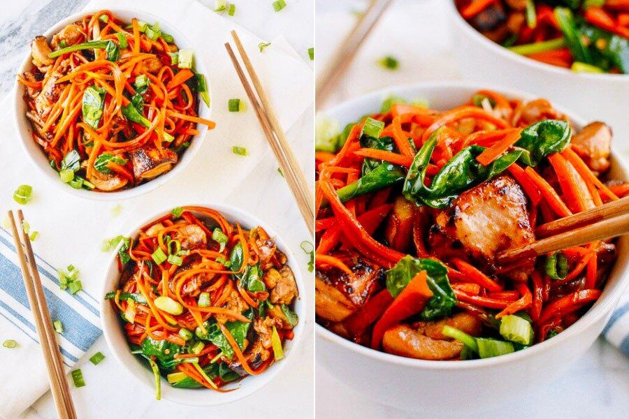 Невероятное сочетание: жареная морковная лапша с курицей и овощами