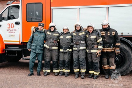 Огнеборцы 30 ПСЧ города Западная Двина желают вам #Безопасныхвыходных