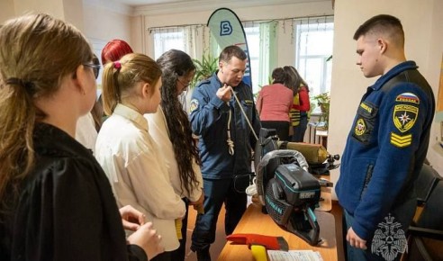 Пожарные Лихославля приняли участие в конкурсе «Я доброволец»