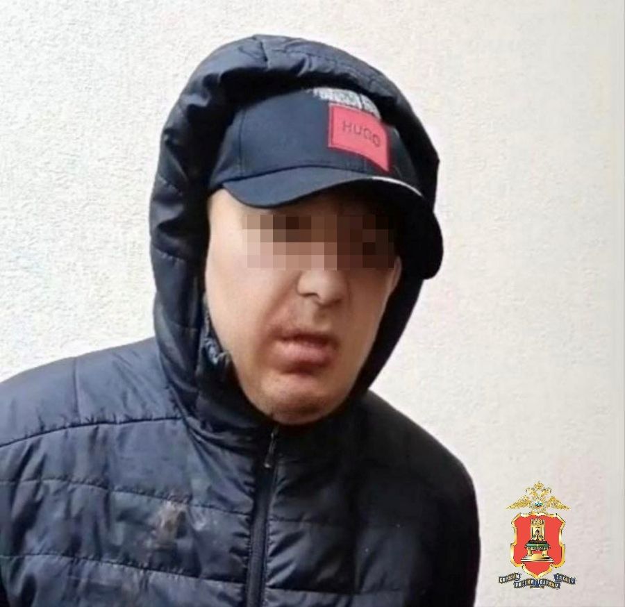 На трассе под Торжком задержали группу наркокурьеров На трассе под Торжком задержали группу наркокурьеров