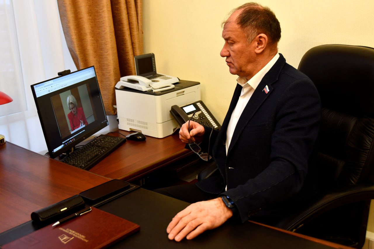 В Госдуме состоялись парламентские слушания Комитета по защите семьи, вопросам отцовства, материнства и детства на тему «Законодательное регулирование и перспективы развития сферы отдыха и оздоровления детей в РФ» В Госдуме состоялись парламентские слушания Комитета по защите семьи, вопросам отцовства, материнства и детства на тему «Законодательное регулирование и перспективы развития сферы отдыха и оздоровления детей в РФ»