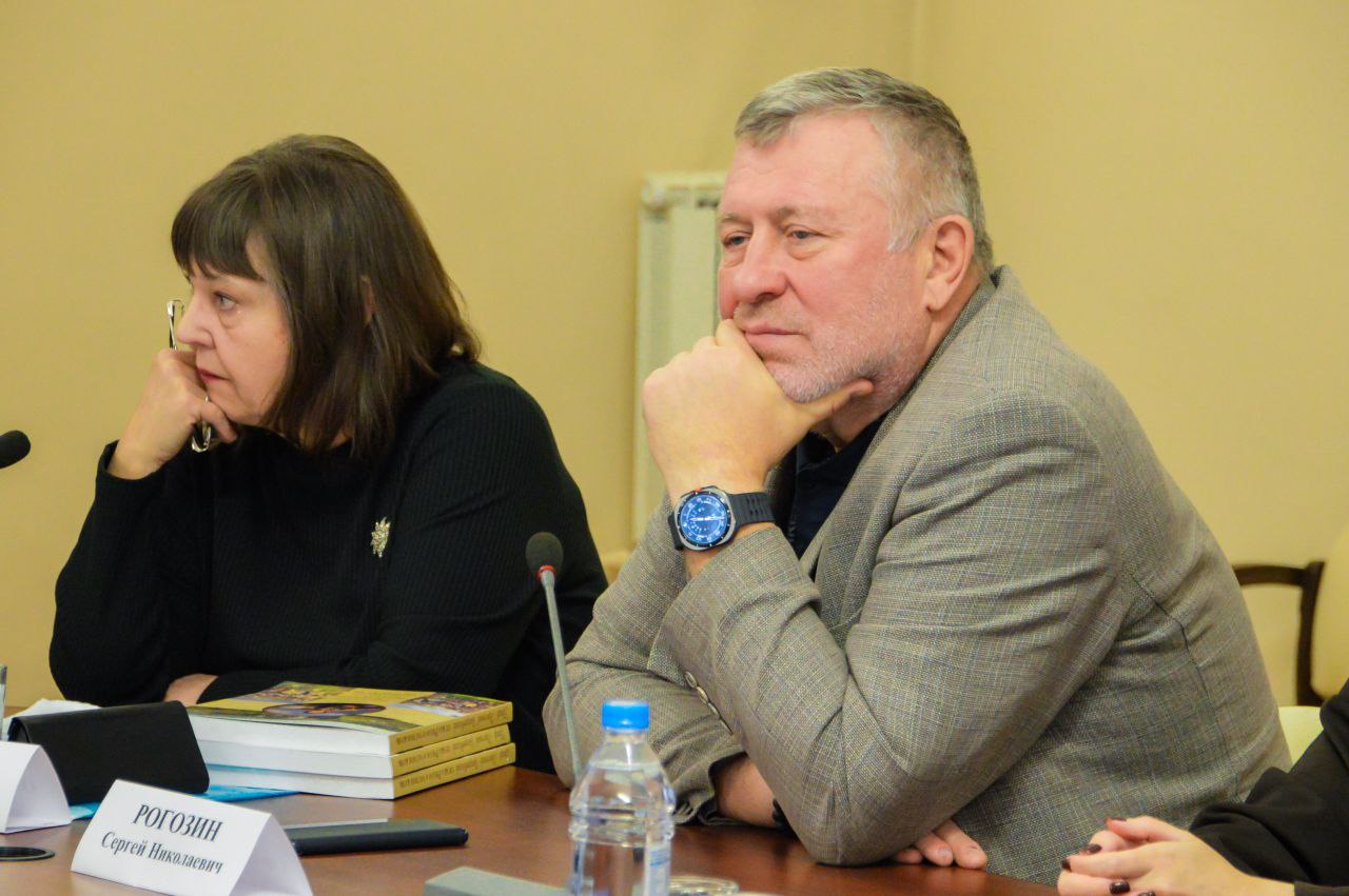 В Твери прошла презентация книги об уроженце Тверской губернии графе Арсении Закревском В Твери прошла презентация книги об уроженце Тверской губернии графе Арсении Закревском