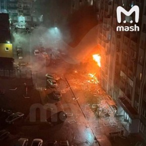 Украинский беспилотник влетел в жилую многоэтажку в Твери