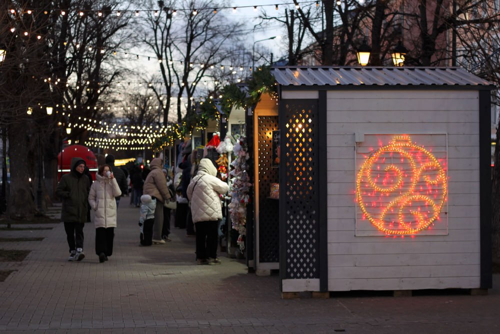 Рождественская ярмарка начала работу в центре Твери