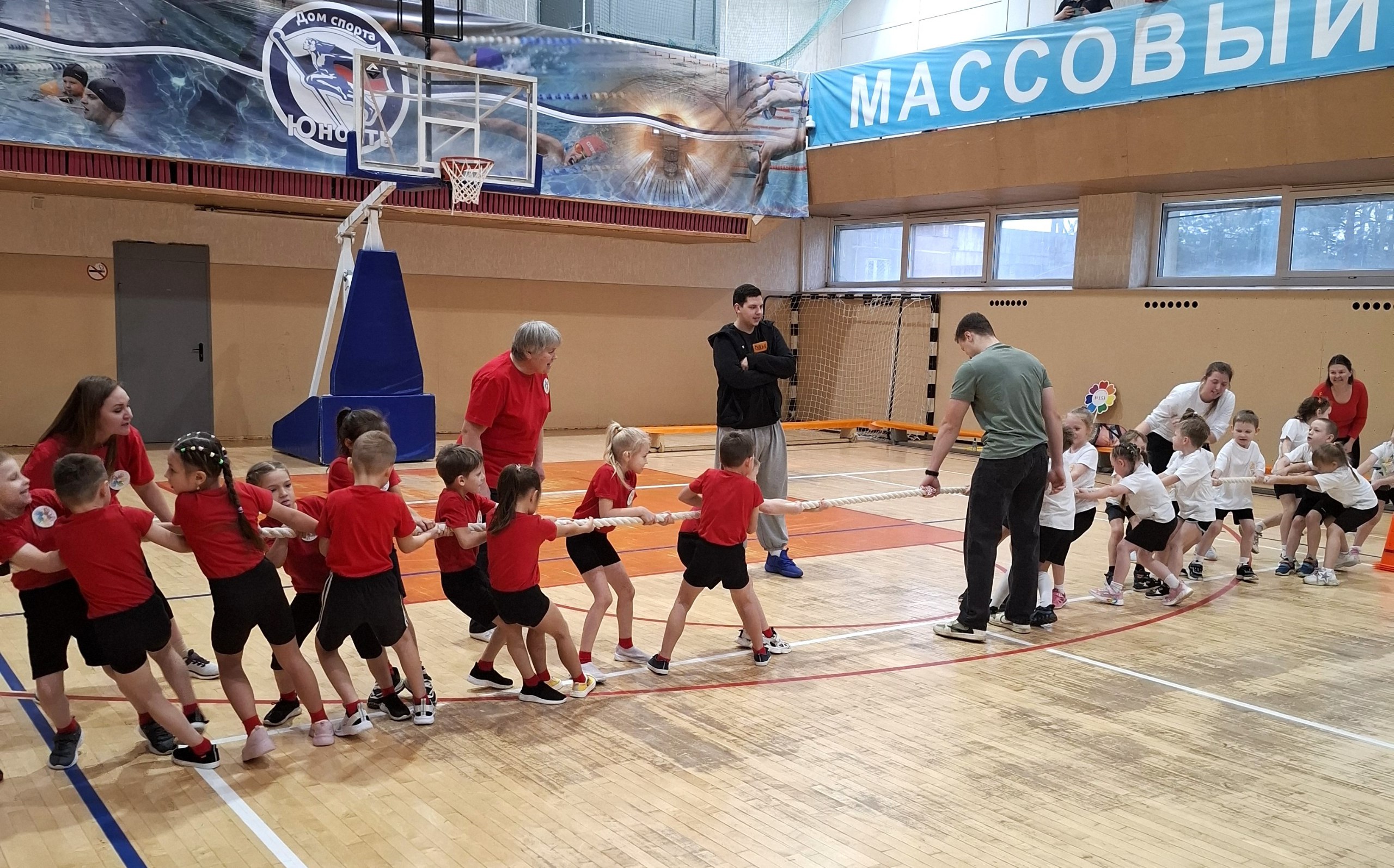 В Доме спорта «Юность» состоялись «Веселые старты» для дошкольников! В Доме спорта «Юность» состоялись «Веселые старты» для дошкольников!