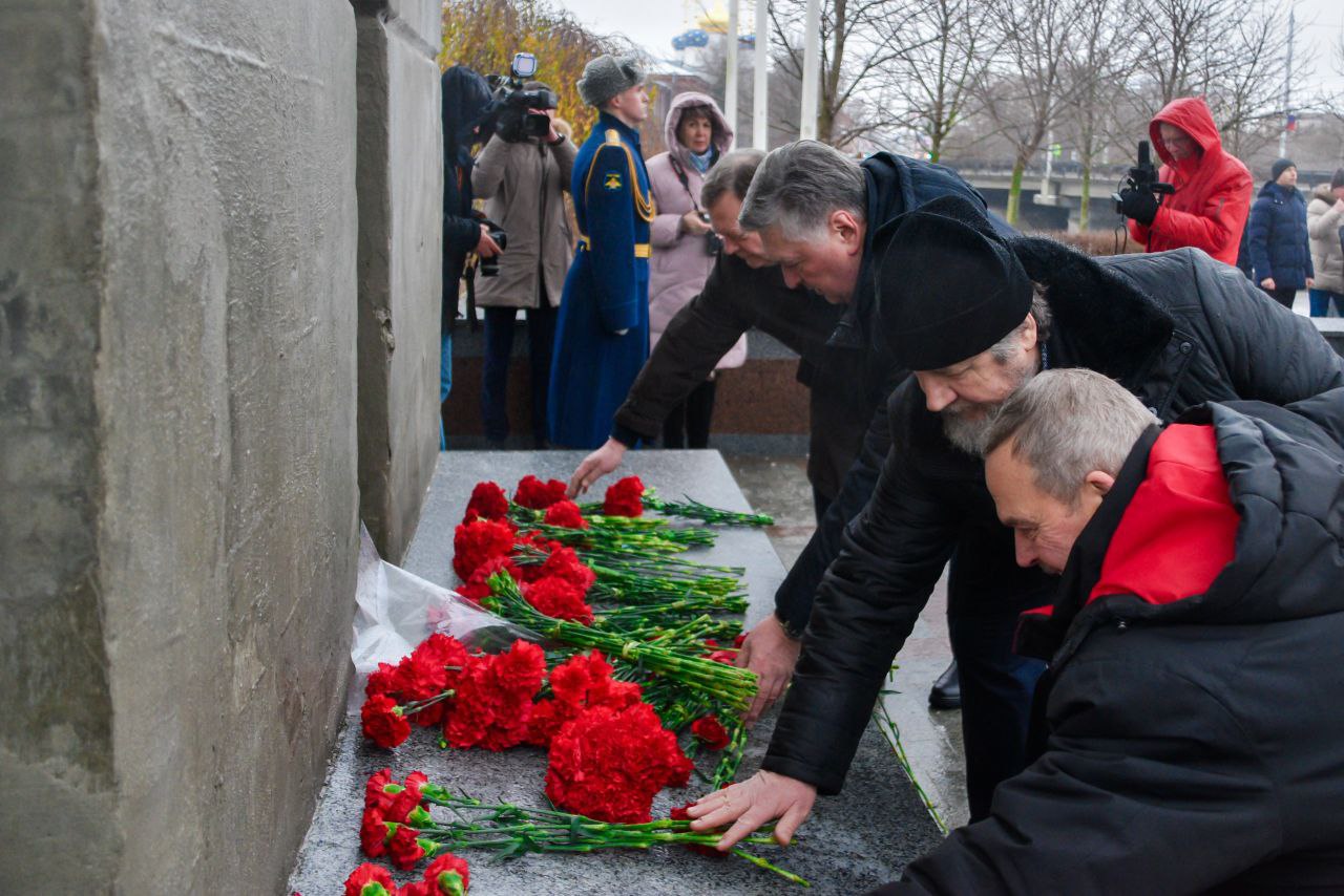 Тверь празднует 84-й годовщину освобождения города Калинина от немецко-фашистских захватчиков Тверь празднует 84-й годовщину освобождения города Калинина от немецко-фашистских захватчиков