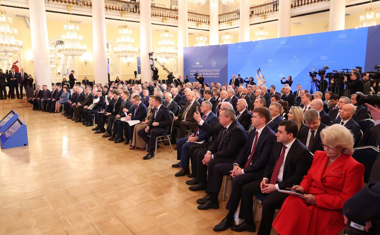 В Москве 15 и 16 декабря прошли мероприятия Совета законодателей при Федеральном Собрании РФ. Тверскую область представлял председатель Заксобрания региона Сергей Голубев В Москве 15 и 16 декабря прошли мероприятия Совета законодателей при Федеральном Собрании РФ. Тверскую область представлял председатель Заксобрания региона Сергей Голубев