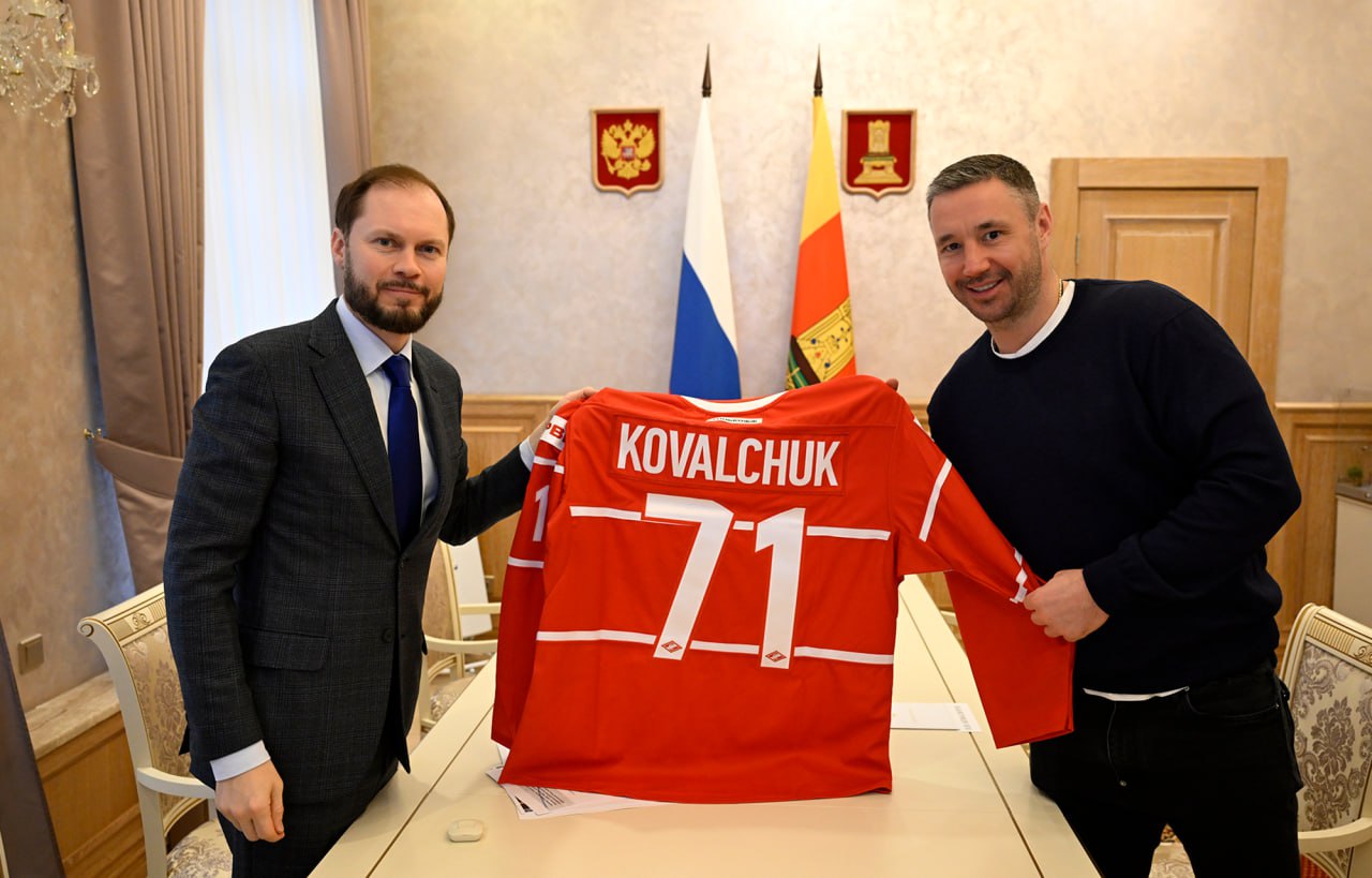 Илья Ковальчук готов помочь в создании профессиональной хоккейной команды в Твери Илья Ковальчук готов помочь в создании профессиональной хоккейной команды в Твери