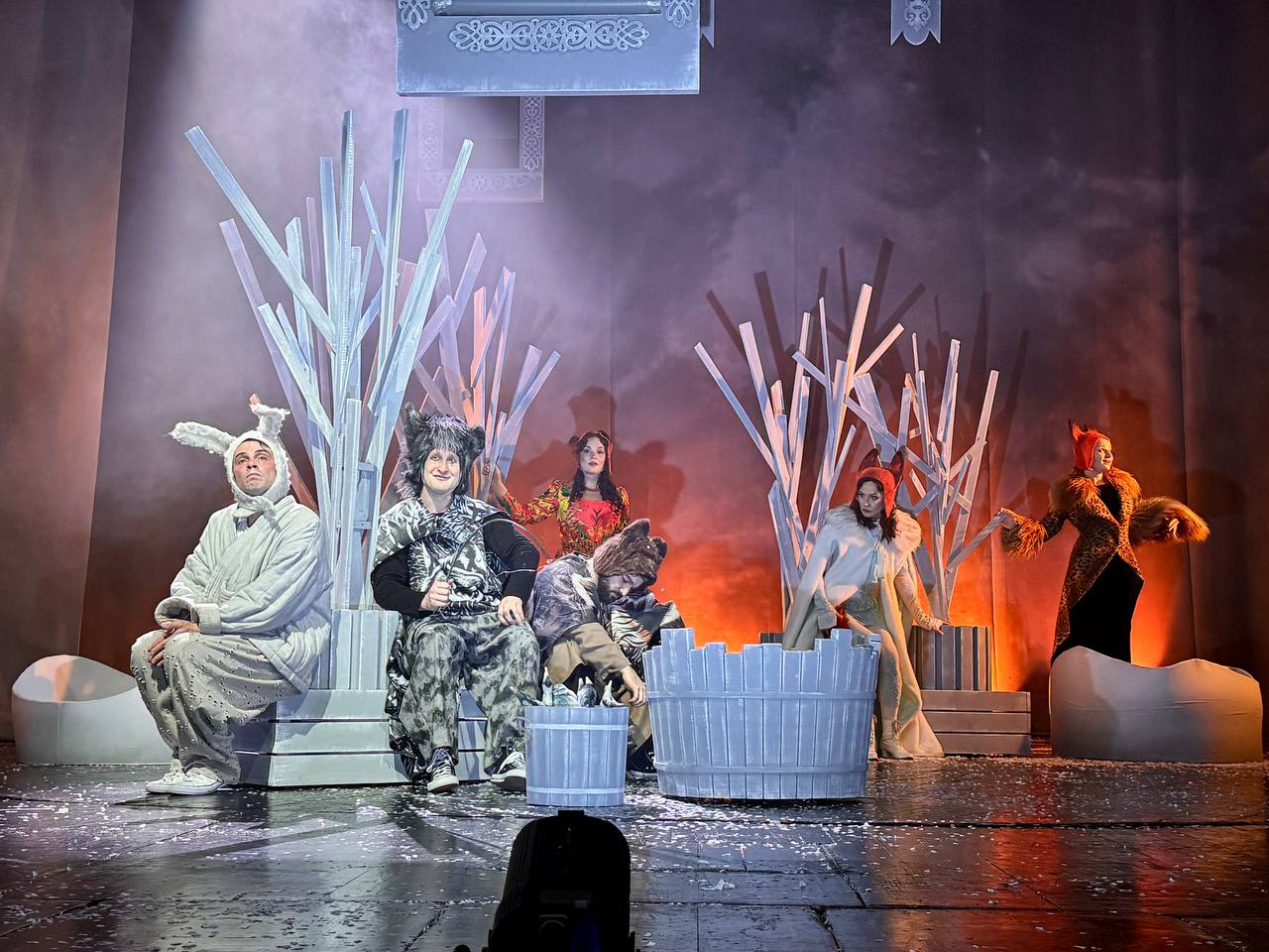 "Следуй за лисьим хвостом": новогодняя сказка для всей семьи в Тверском ТЮЗе "Следуй за лисьим хвостом": новогодняя сказка для всей семьи в Тверском ТЮЗе