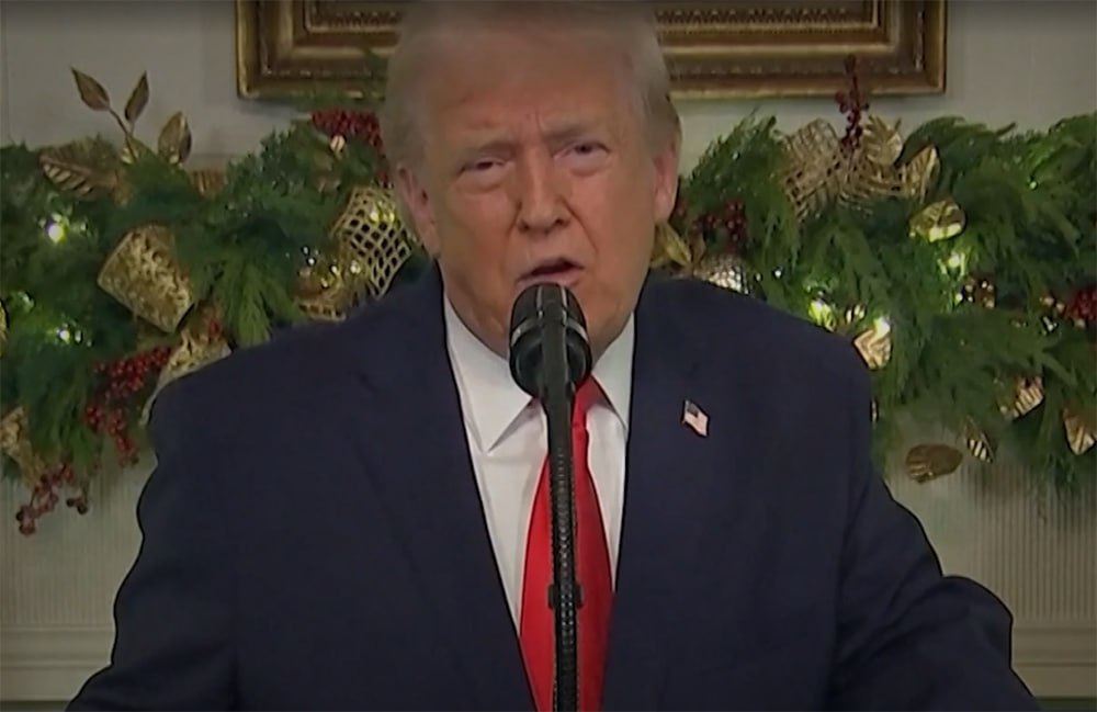 Трампу отправили ящик красной икры из России