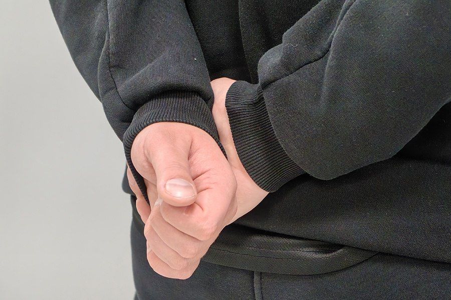 Связал и избил девушку: в Тверской области полиция добивается ареста бойца ММА