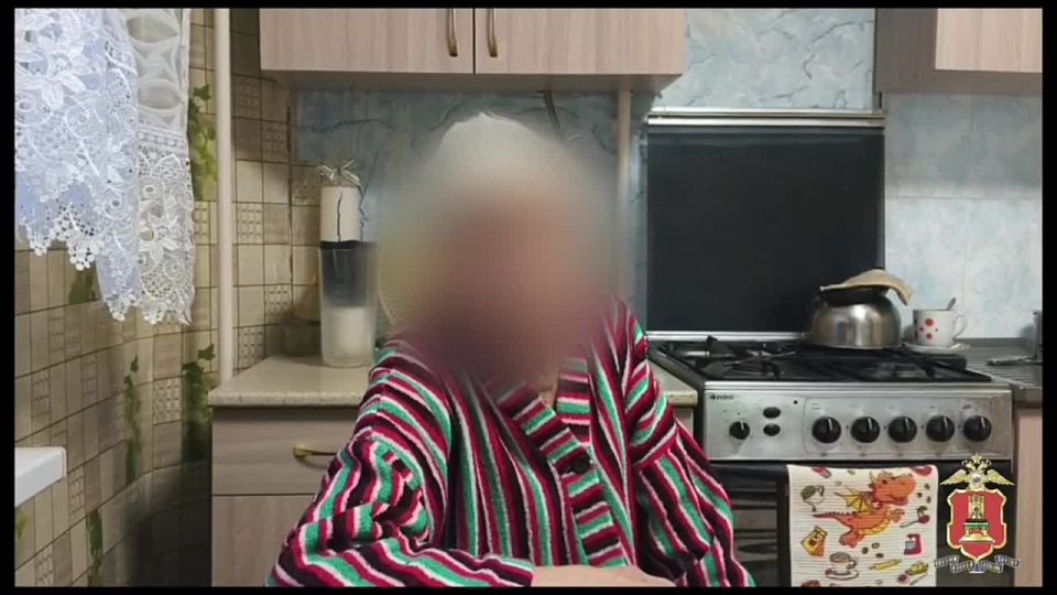 123567. Сотрудники регионального управления уголовного розыска задержали группу аферистов-гастролёров Сотрудники Управления уголовного розыска УМВД России по Тверской области задержали группу из двух мужчин и двух женщин...