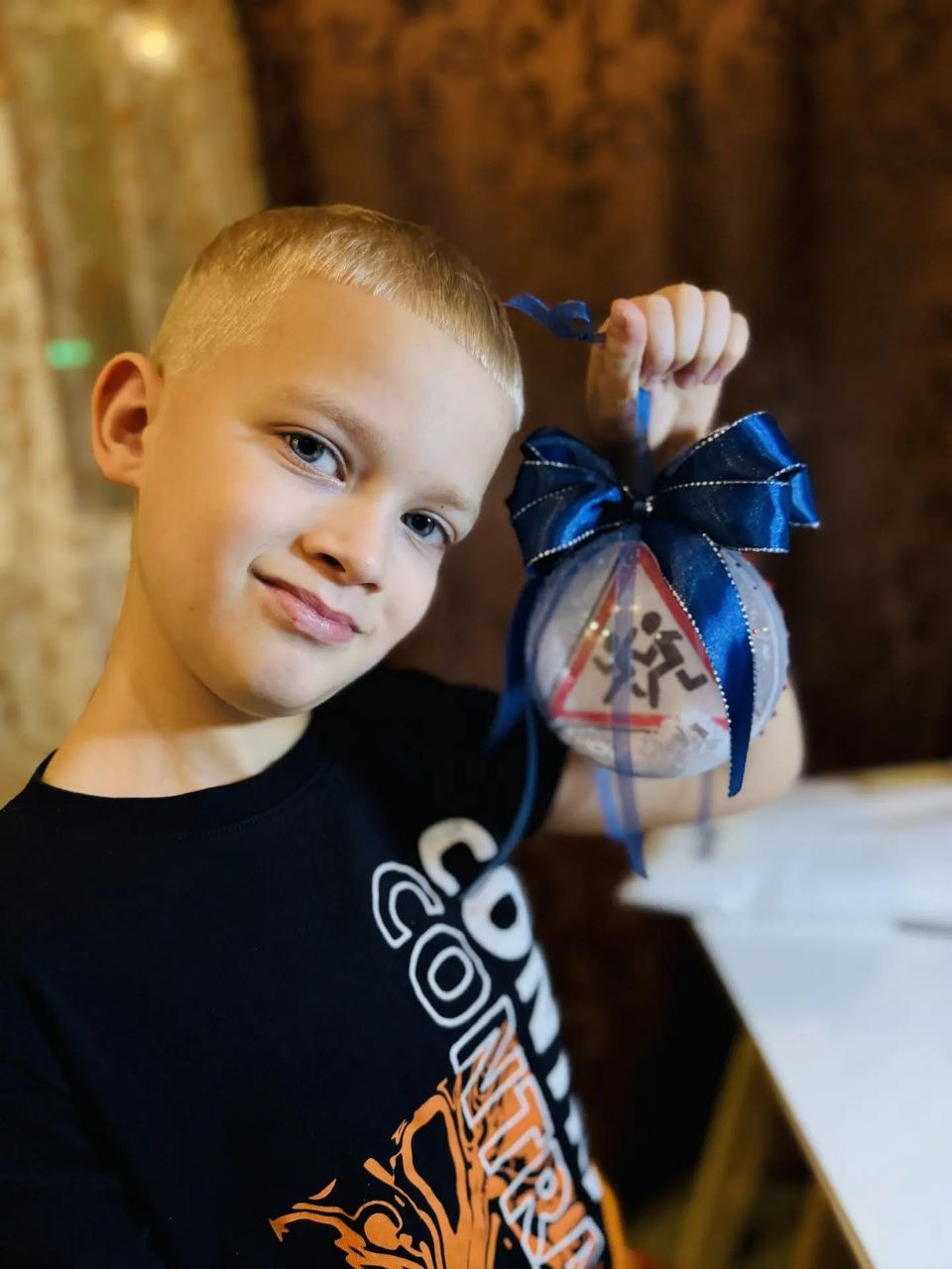 Учащиеся средней школы № 16 города Твери присоединились к челленджду #ЁлкавстилеПДД и создали новогоднее настроение в школе Учащиеся средней школы № 16 города Твери присоединились к челленджду #ЁлкавстилеПДД и создали новогоднее настроение в школе