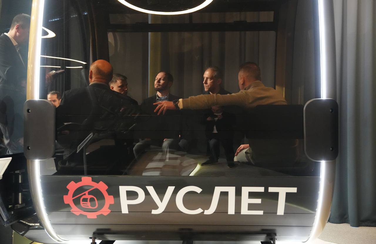 Денис Мантуров посетил промышленные предприятия Тверской области Денис Мантуров посетил промышленные предприятия Тверской области