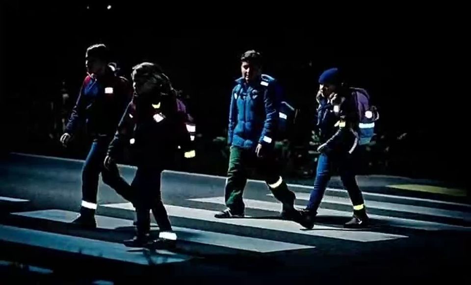 Автоинспекторы рекомендуют жителям Твери носить световозвращающие элементы