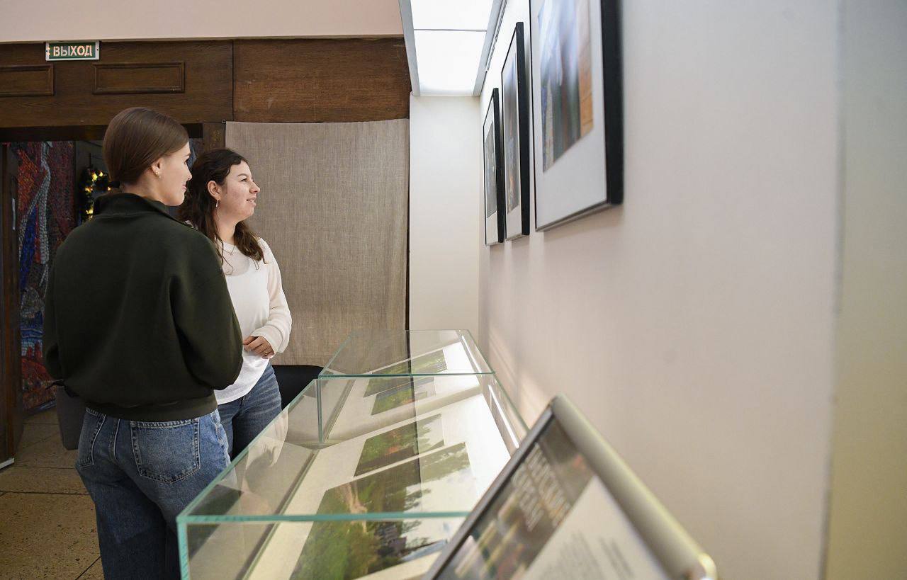 В Твери на площадке Музейно-выставочного центра им. Л. Чайкиной открылась выставка фотографии «Тверские карелы» В Твери на площадке Музейно-выставочного центра им. Л. Чайкиной открылась выставка фотографии «Тверские карелы»