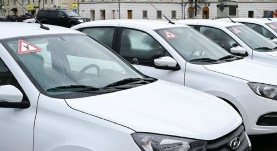 Новые правила обучения в российских автошколах: что изменится