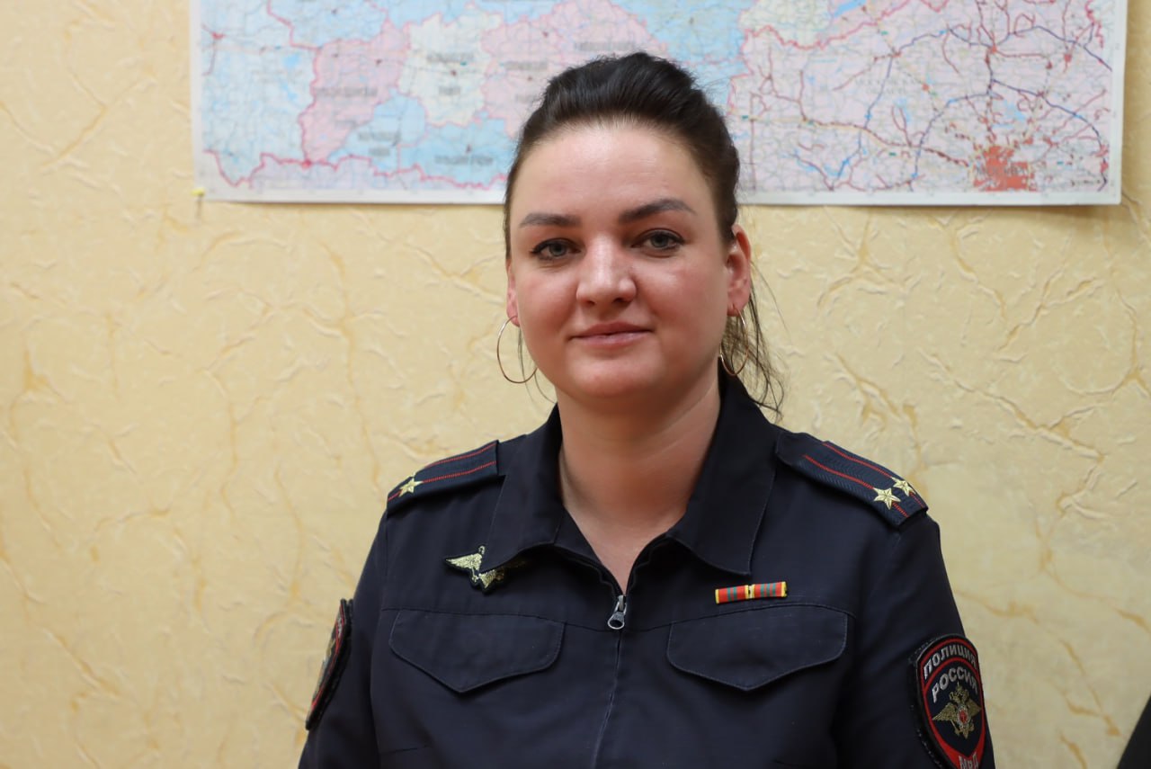 Татьяны в полицейских погонах