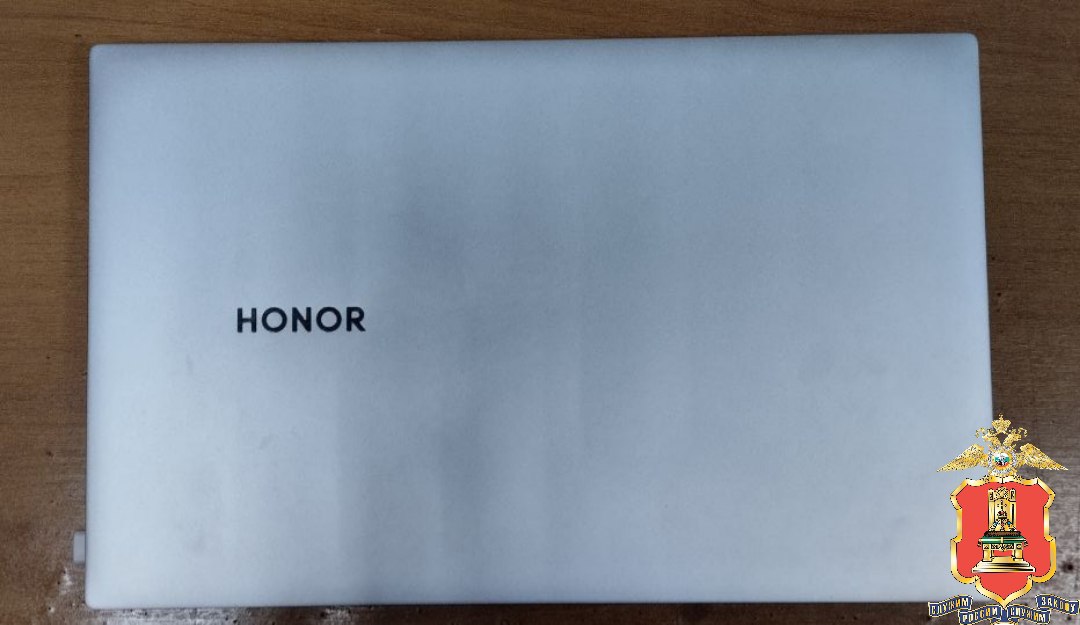 Торопецкие оперативники разыскали злоумышленника, похитившего чужие вещи в рейсовом автобусе Торопецкие оперативники разыскали злоумышленника, похитившего чужие вещи в рейсовом автобусе