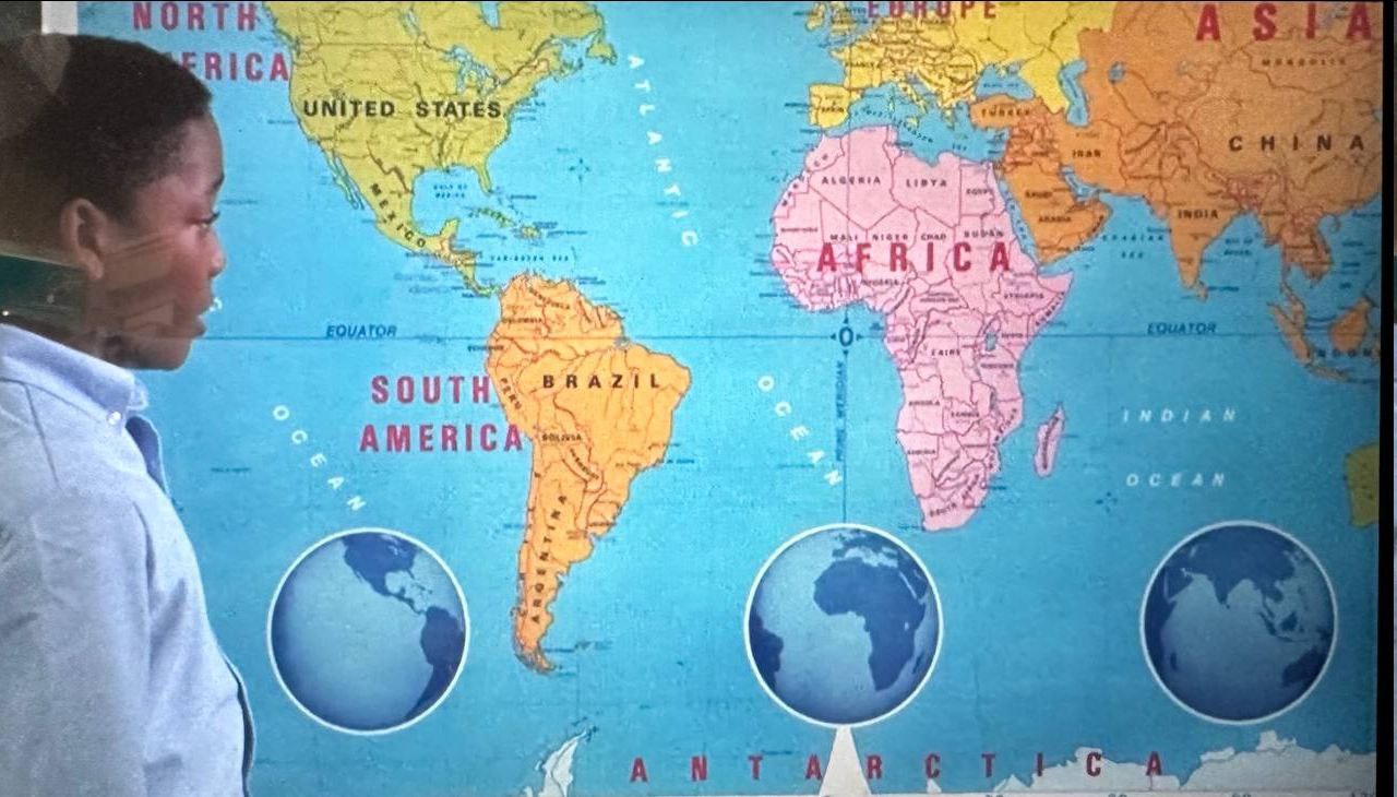 СПЛОЧЁННАЯ КЕМ-ТО ГРУППА. Европа не скрывает, что готовится к войне с Россией