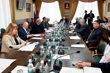 30 января председатель областного парламента Сергей Голубев провел заседание Совета Законодательного Собрания Тверской области