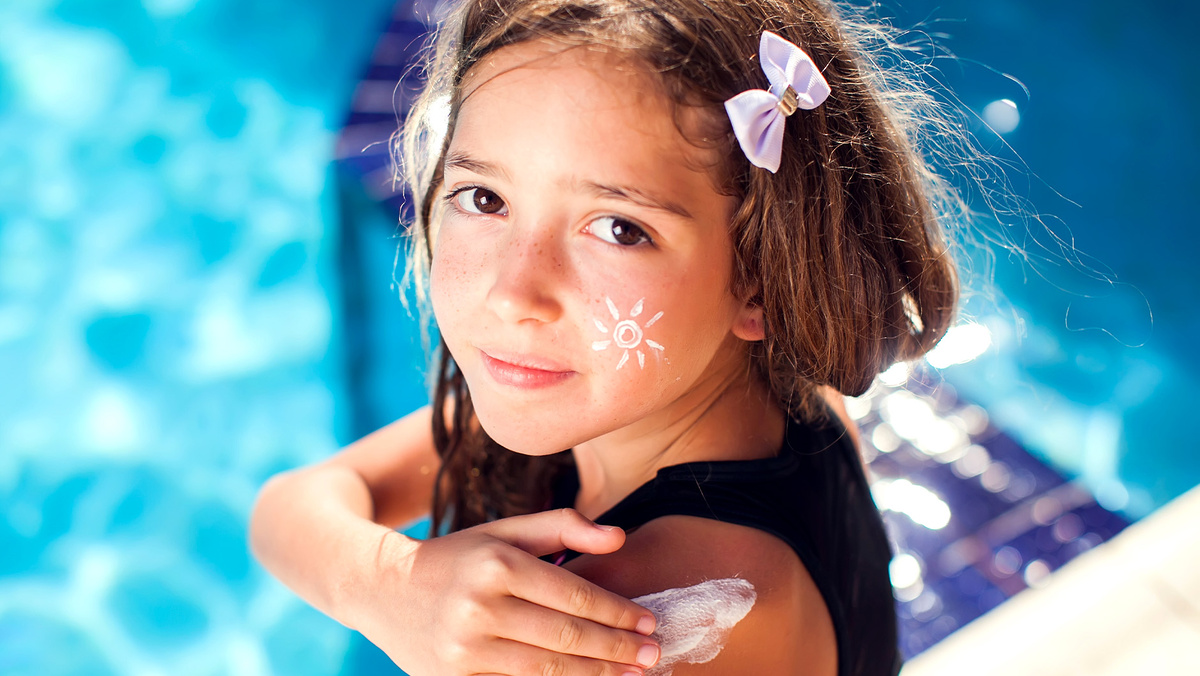 Как корректно справляться с солнечными ожогами: распространенные ошибки