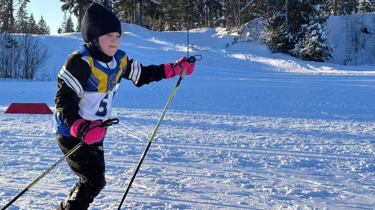 В Твери определили победителей соревнований по лыжным гонкам и триатлону В Твери определили победителей соревнований по лыжным гонкам и триатлону