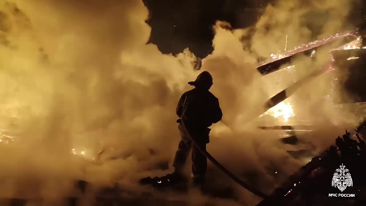 На пожаре в Весьегонском округе найдено тело погибшего