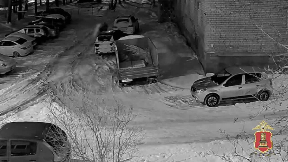 В Тверской области мужчина "помог" разгрузить чужое авто, но есть нюанс