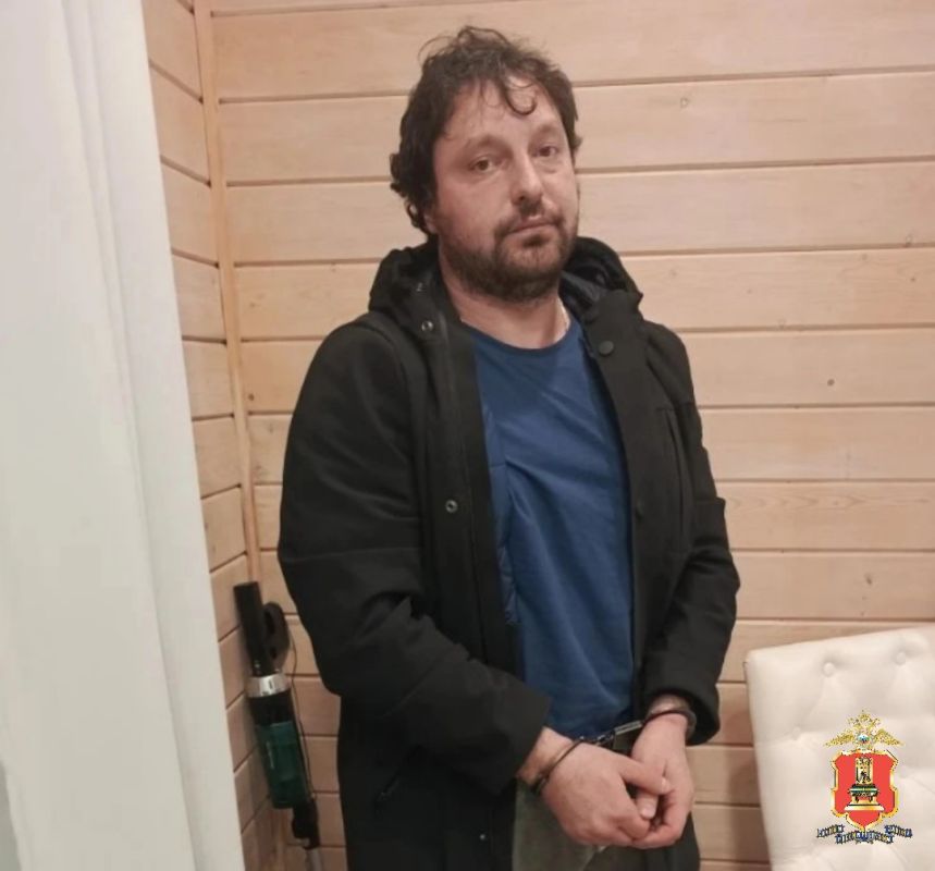 Плантацию конопли обнаружили тверские наркополицейские у жителя Калининского района