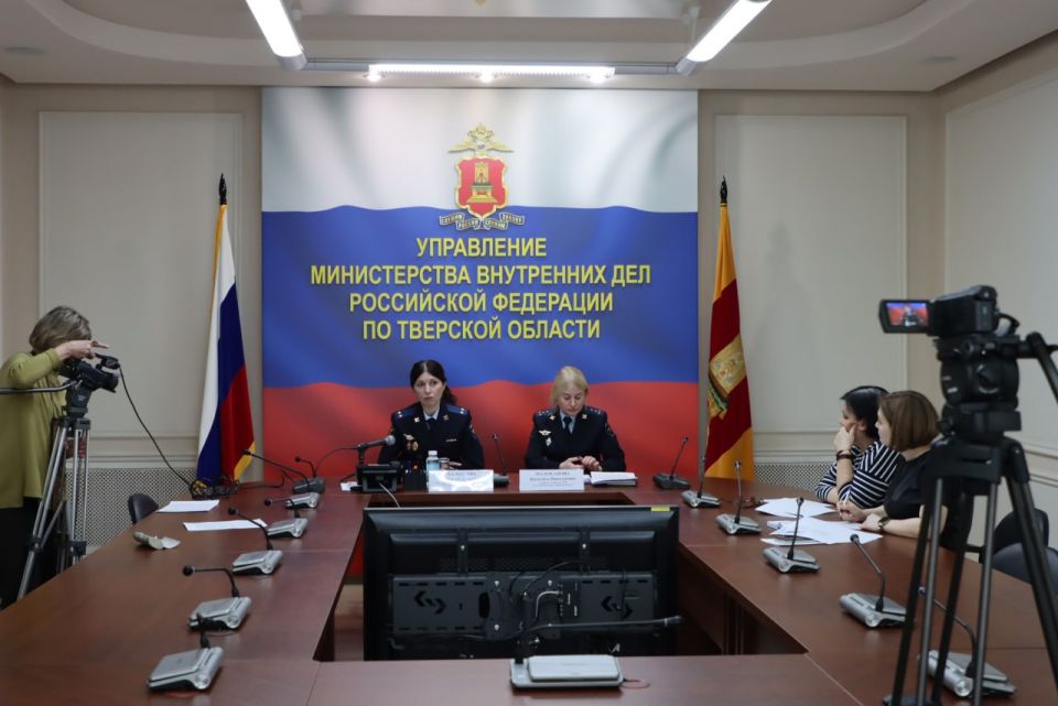 � ����� ����������� ���� ���������� � ��������������� ���������� ��������������� � ����� �������������� ����������