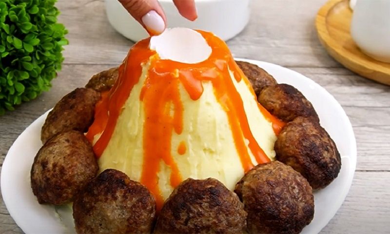 Как превратить картофельное пюре и котлеты в застольное искусство